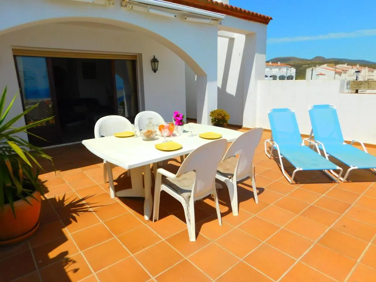 Gmid Immo Apartment Dolce Vita Roses 0*,  Spain